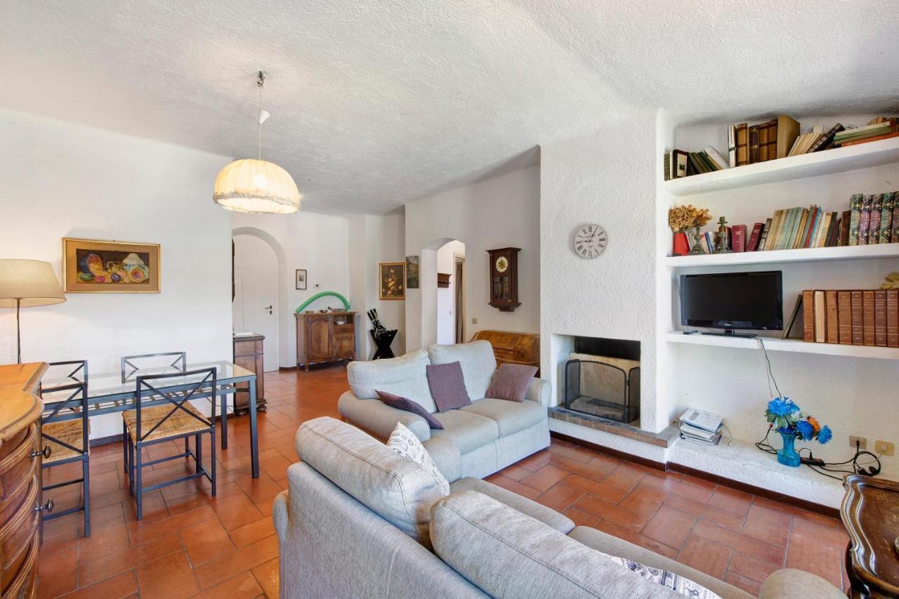 Residence I Prati Di Giussana 리에르나 외부 사진